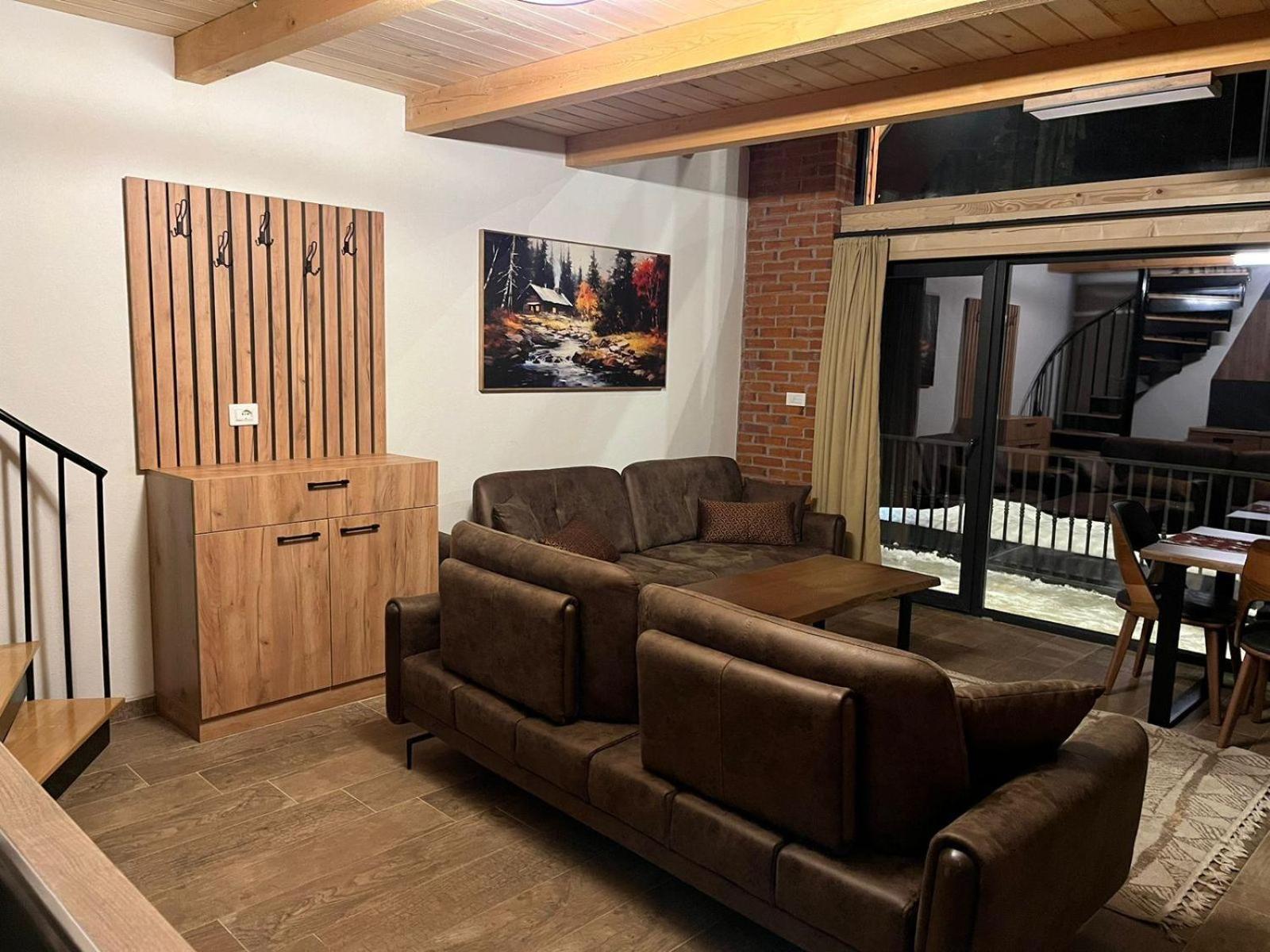 Bujtinat Lisa Apartment Boge Екстериор снимка