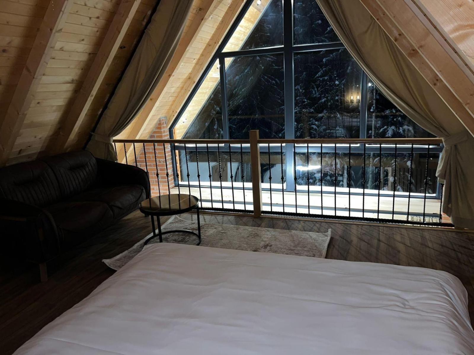 Bujtinat Lisa Apartment Boge Екстериор снимка