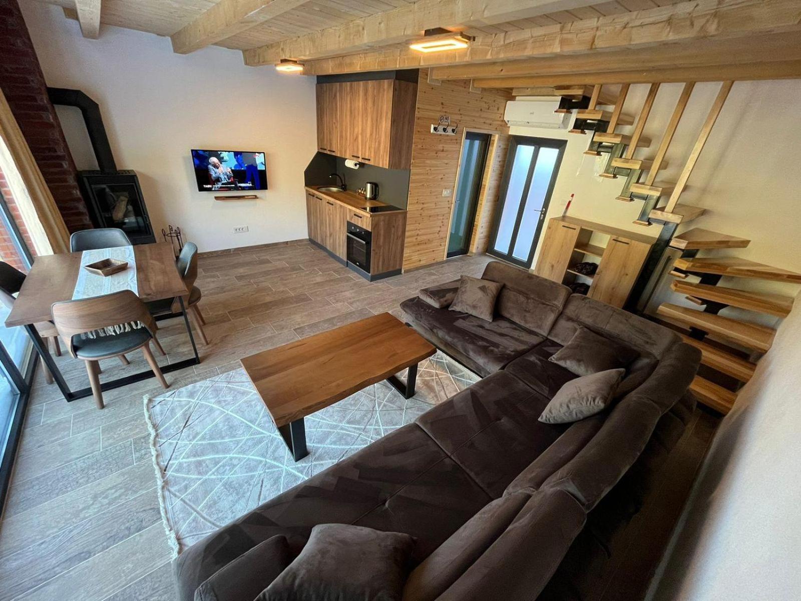 Bujtinat Lisa Apartment Boge Екстериор снимка