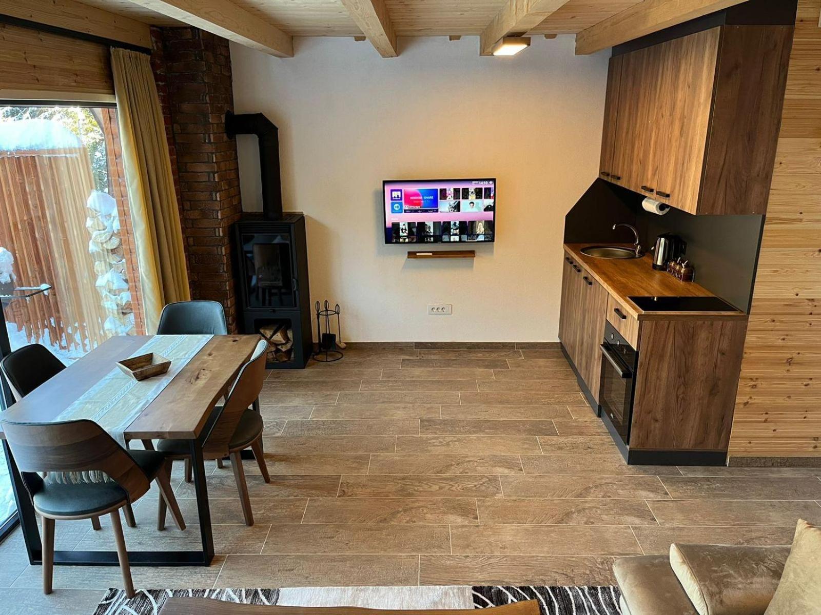 Bujtinat Lisa Apartment Boge Екстериор снимка