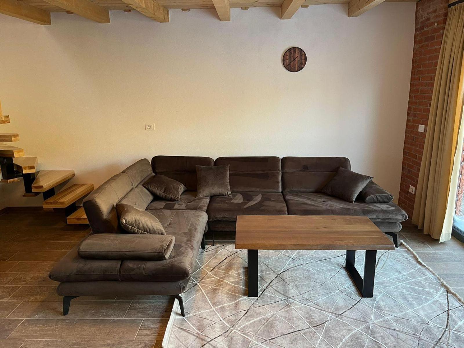 Bujtinat Lisa Apartment Boge Екстериор снимка