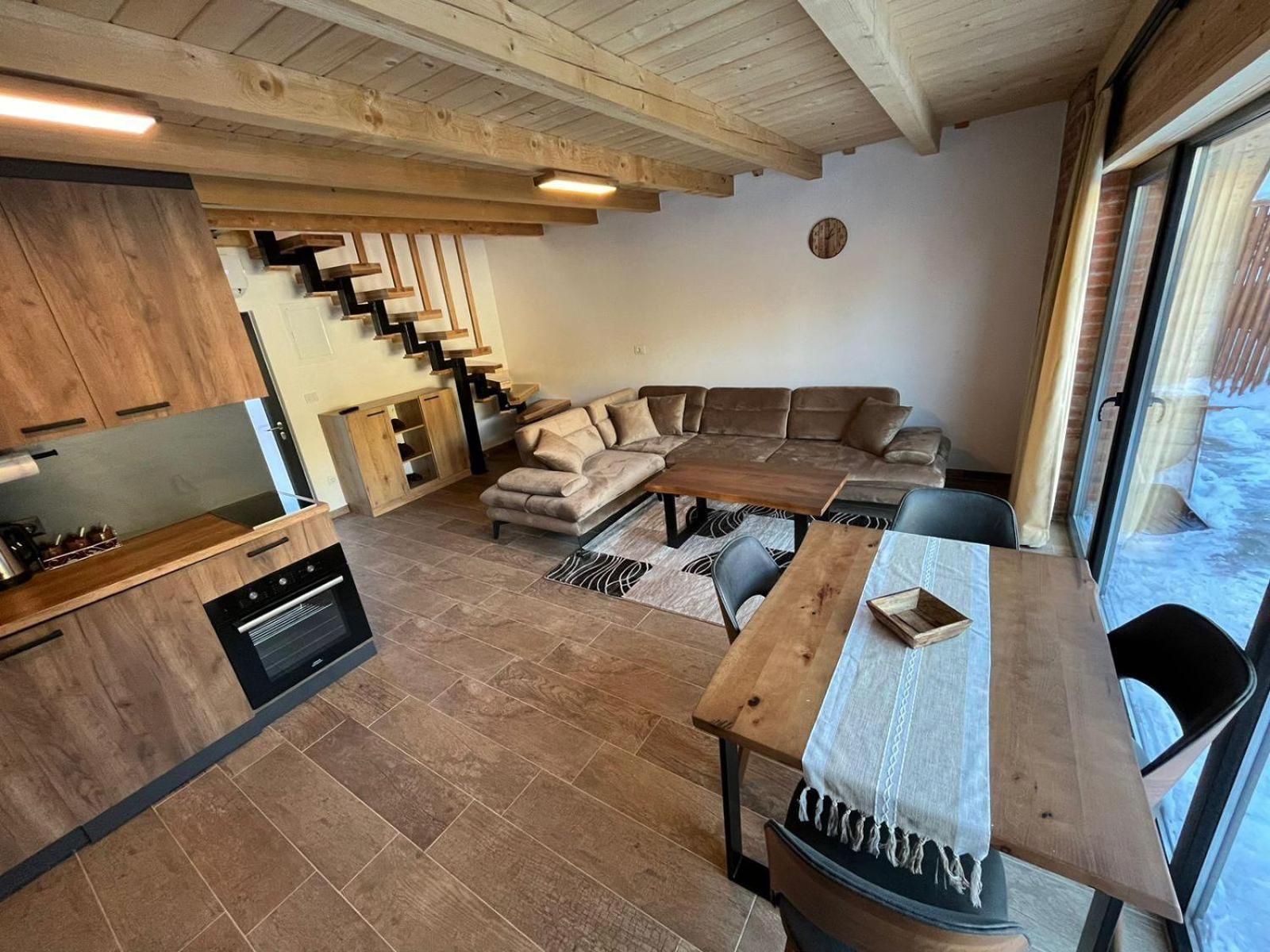 Bujtinat Lisa Apartment Boge Екстериор снимка