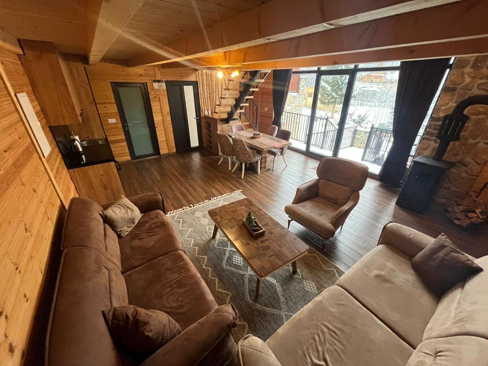 Bujtinat Lisa Apartment Boge Екстериор снимка