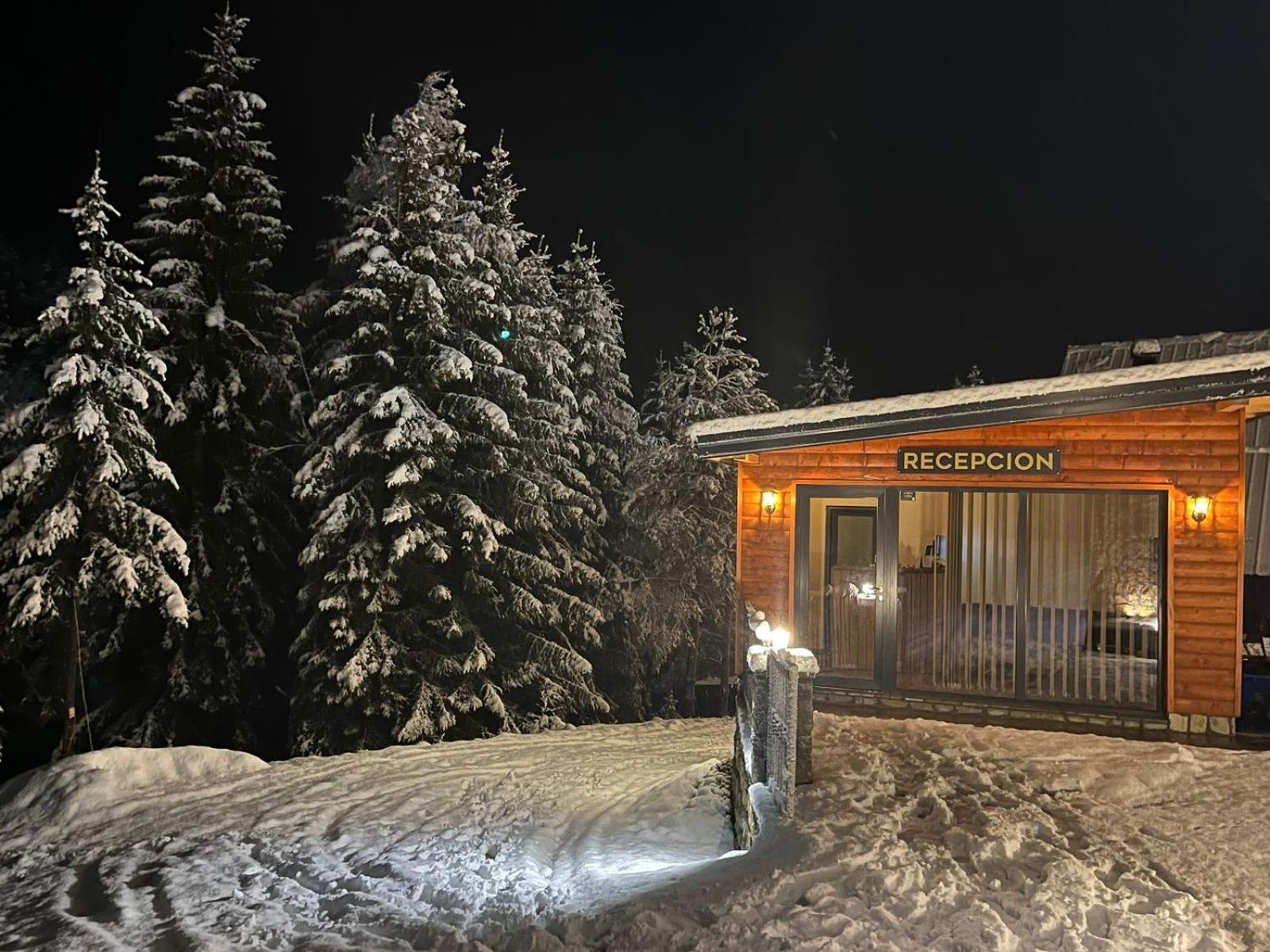 Bujtinat Lisa Apartment Boge Екстериор снимка